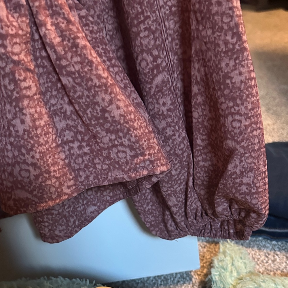 Red Patterned Blouse - Picture 4 of 5
